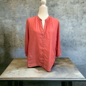 Gap coral-colored tunic-size M